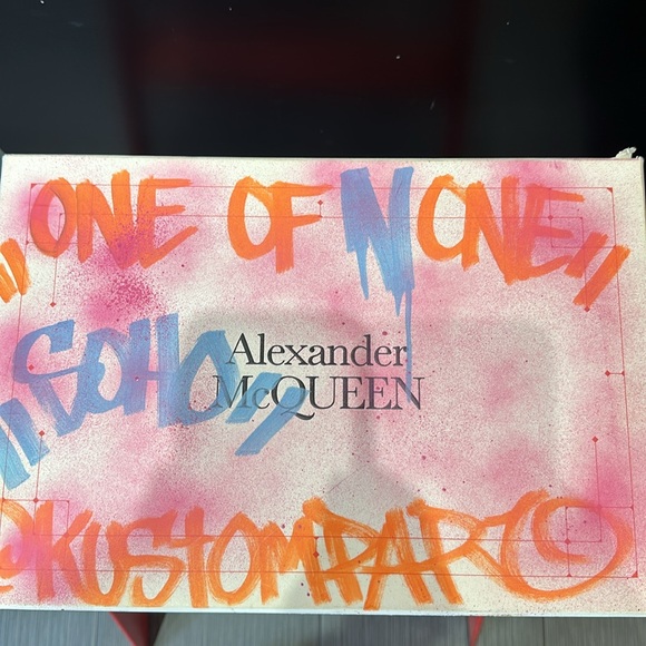 🔥🔥 Alexander McQueen Oversized Leather Sneaket - Picture 12 of 13